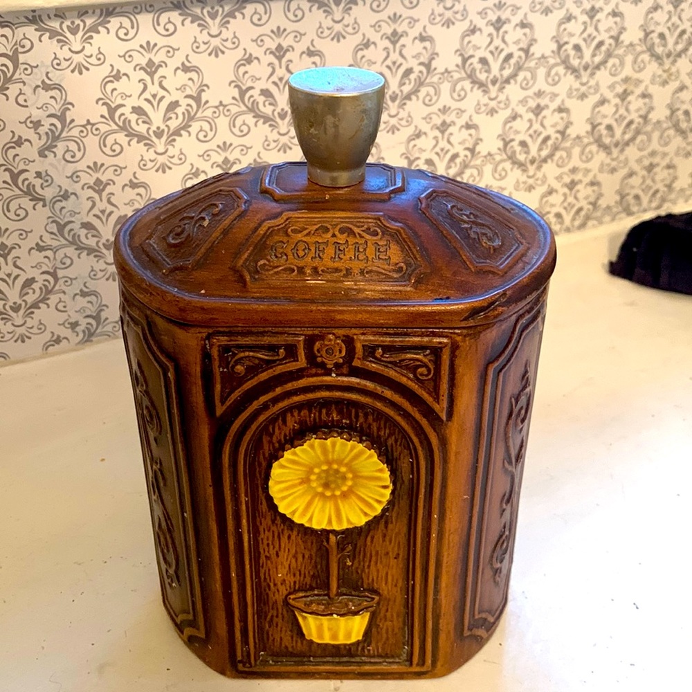 *VINTAGE RARE* Treasure Craft Coffee Canister made in the USA